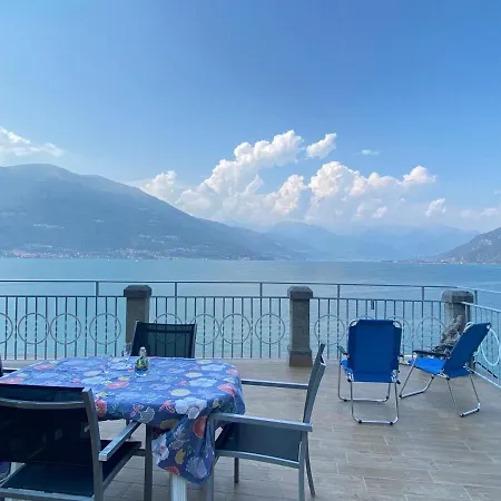 With Big Terrace And Direct Access To The Beach * Varenna